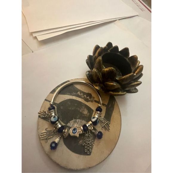 CUTE BOHO SILVER BEADED BUTTERFLY CHARM BRACELET - Picture 6 of 7